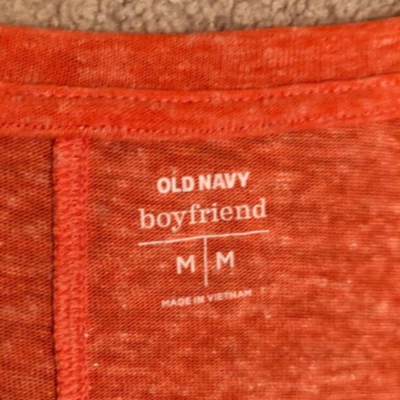 Old Navy Boyfriend Tee - Picture 6 of 6